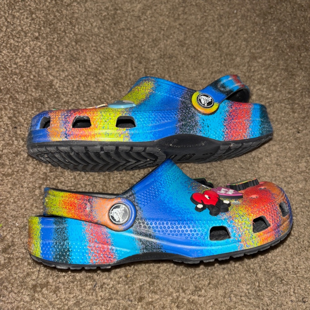 Crocs - Picture 5 of 6